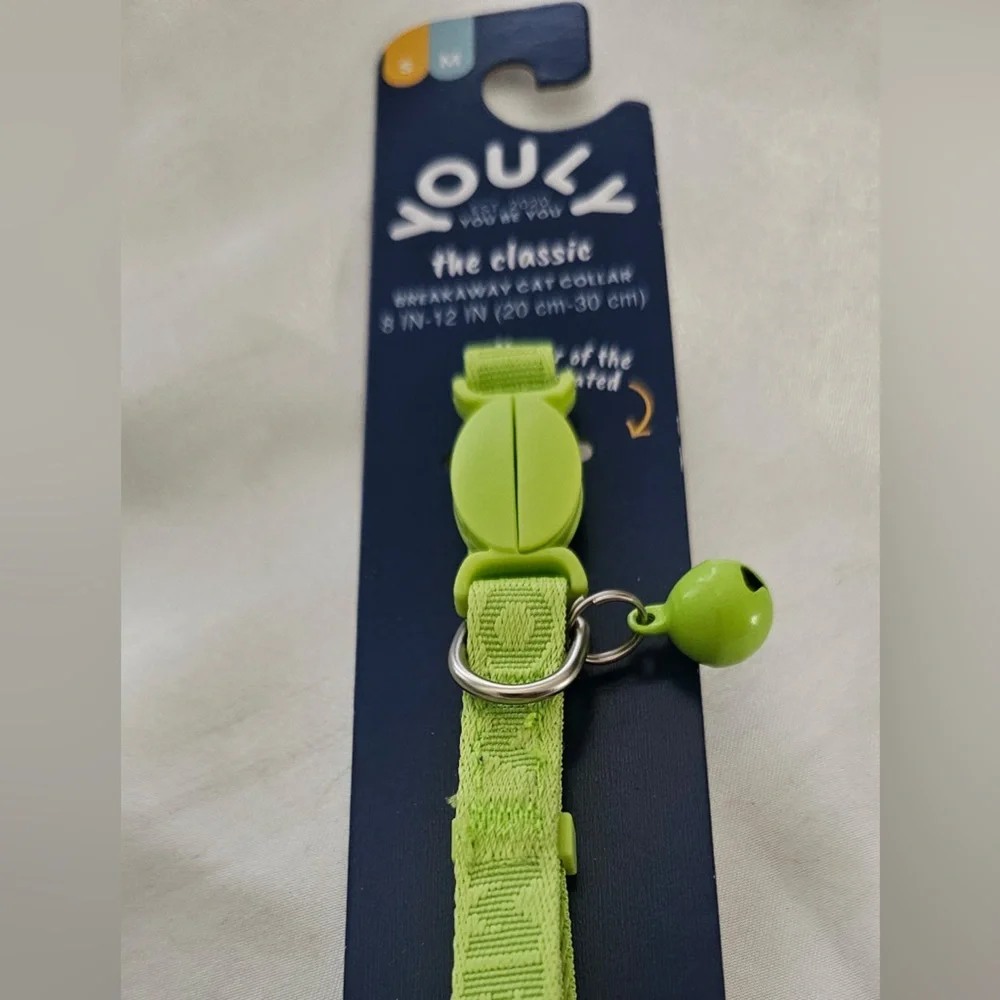 Youly the classic Green Meow Breakaway Cat Collar (S/M)